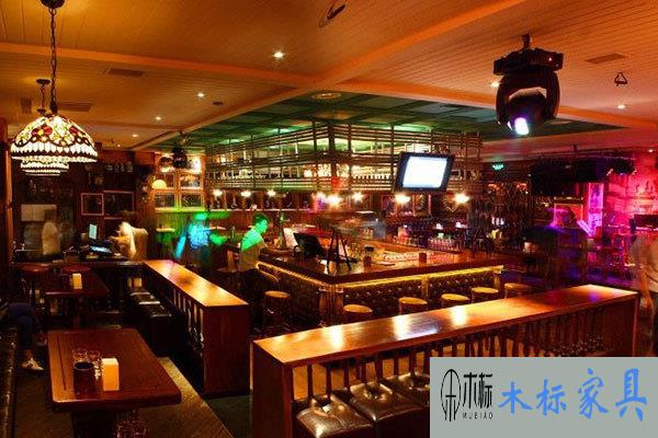 清吧音樂(lè)酒吧專用沙發(fā)如何選沙發(fā)訂做廠家？ 