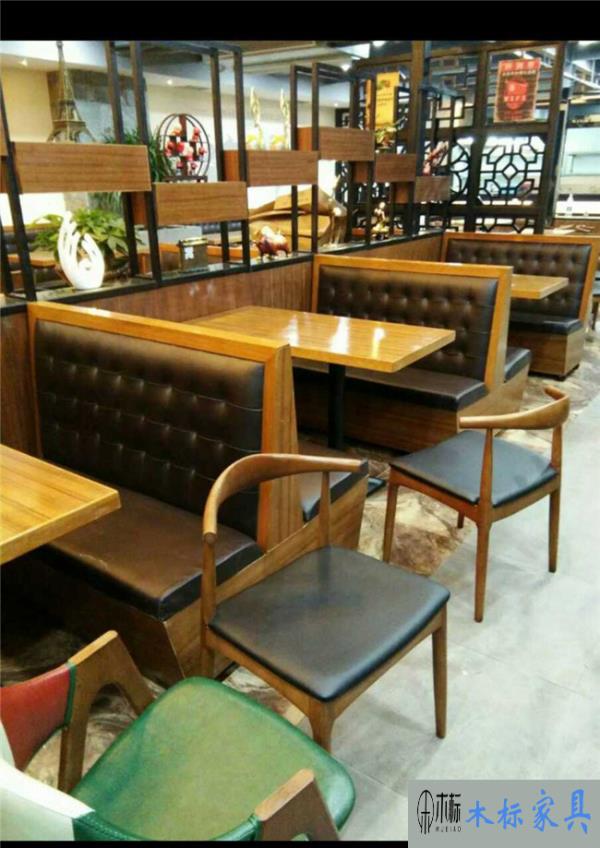 餐廳家具板式卡座沙發(fā)優(yōu)點和缺點有哪些？ 