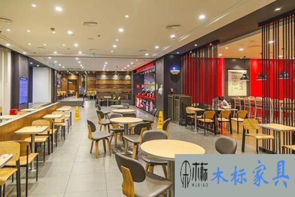 ?快餐廳桌椅怎么選購(gòu)？如何搭配桌椅布局？ 