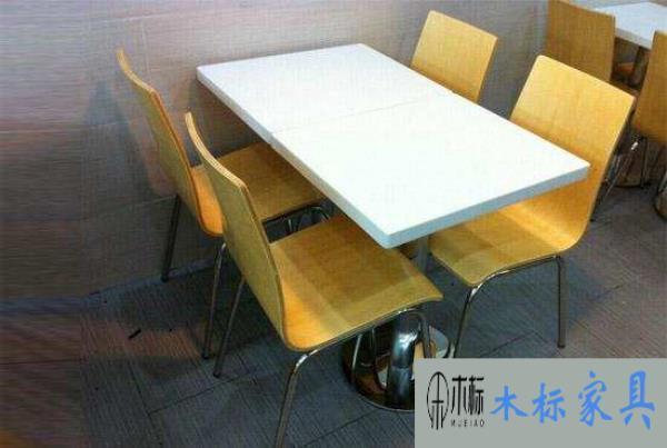 肯德基麥當(dāng)勞必勝客快餐店桌椅怎么擺放?擺多少座位合適？ 